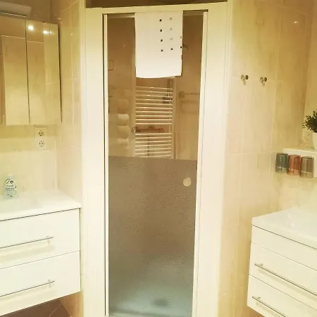 Haus Marieus Apartment *