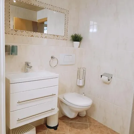 Haus Marieus Apartment